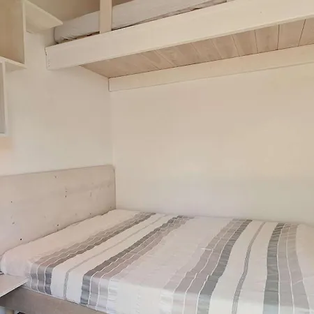 Charmante Entièrement Rénovée, Dans Le Centre Du Village Villa