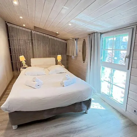 Charmante Entièrement Rénovée, Dans Le Centre Du Village La Couarde-sur-Mer